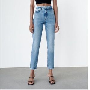 Zara High Rise Slim Jeans 28/6
